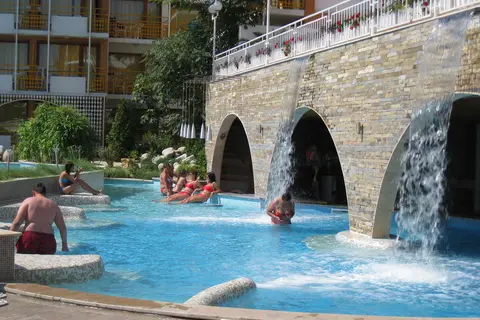 Nessebar Beach Hotel in Несебър — foto 4