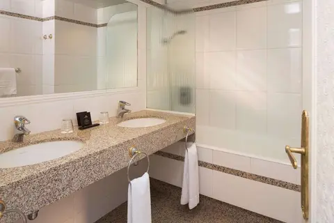 Hotel Victor Hugo Paris Kleber in Parijs — foto 25