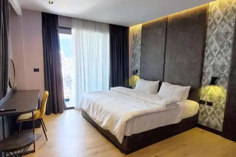 Starlight Hotel in Tirana — foto 2