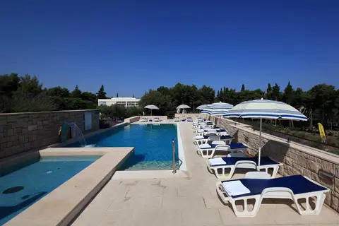 Aminess Vival Velaris Resort in Supetar — foto 8