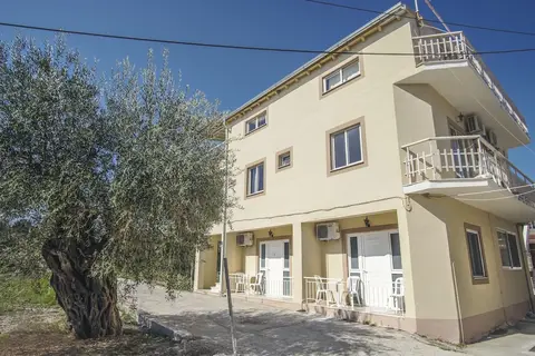 Finata Studios in Agia Marina Coastline — foto 17