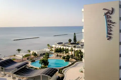 Radisson Blu Hotel, Larnaca in Larnaca — foto 4