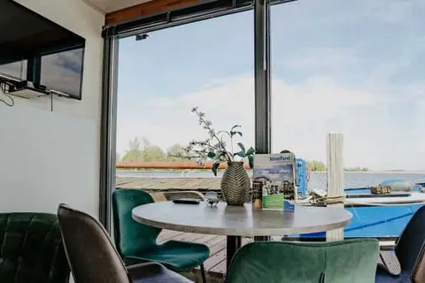 Huren Houseboat Uitgeest foto 7