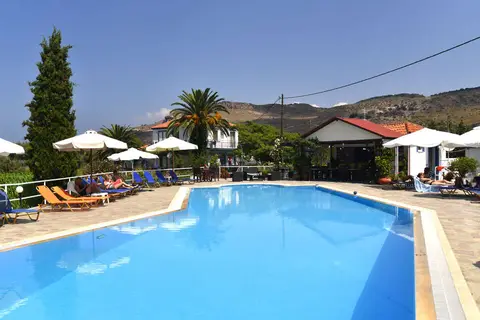 Fly & Go Anna Maria in Πέτρα — foto 2