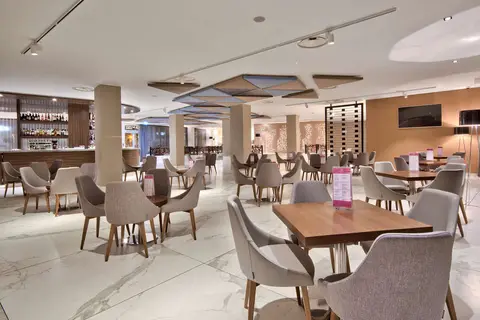 DoubleTree by Hilton Malta in San Pawl il-Baħar — foto 8