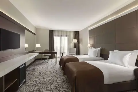 Ramada Hotel & Suites by Wyndham Istanbul Merter in Fatih — foto 21