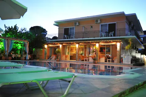 Makis Louvlis Apartments & Studios in Δημοτική Ενότητα Μελιτειέων — foto 27