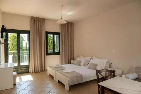 So Nice Hotel in Δημοτική Ενότητα Μαραθοκάμπου — foto 24