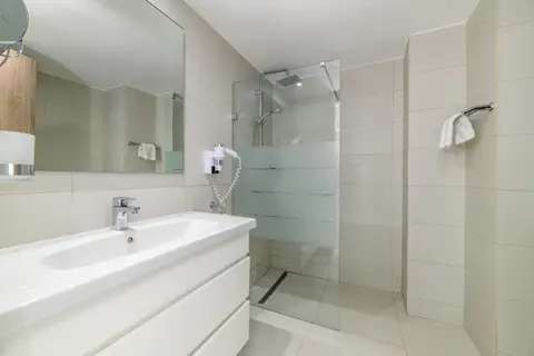 Tasia Maris Seasons Hotel in Ayia Napa — foto 18