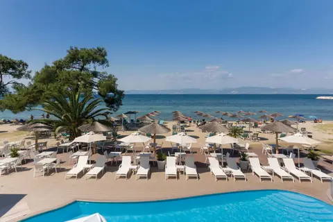 Cooee Mediterranean Beachhotel in Σκάλα Ραχωνίου — foto 8