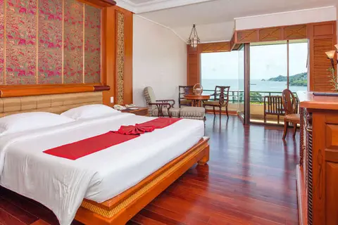Hotel Diamond Cliff Resort & Spa in ตำบลป่าตอง — foto 28