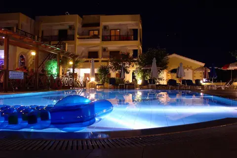 Summer Memories Hotel Apartments in Πεύκοι — foto 24
