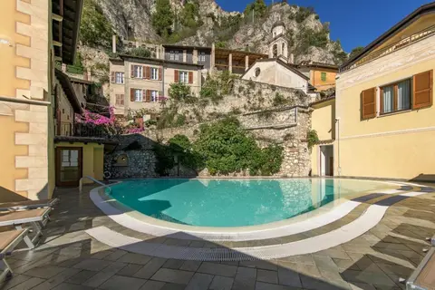 Hotel All'Azzurro in Limone sul Garda — foto 6