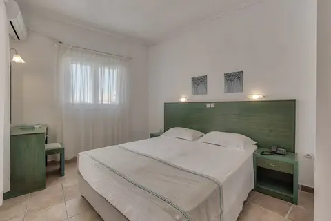 Zefyros Eco Resort in Agios Kirykos — foto 9