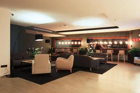 Hotel Palas Raval De La Mar in Lladurs