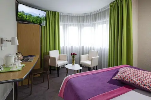 Hotel Paris Louis Blanc Gare du Nord in Parijs — foto 18