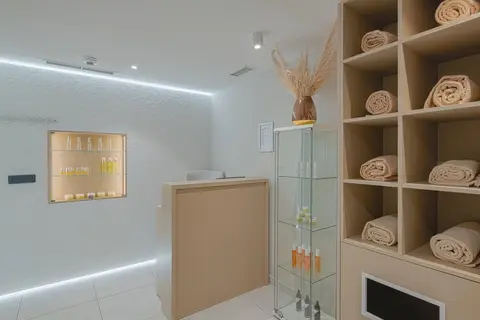 Noemia Hotel in Baska Voda — foto 7