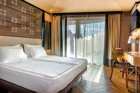 City Hotel Sofia in iRepair — foto 4