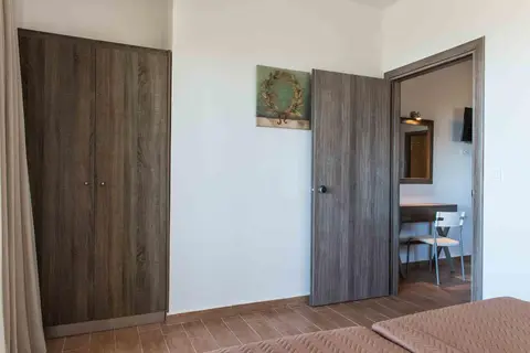 Gerona Mare Apartments in Γεράνι — foto 24