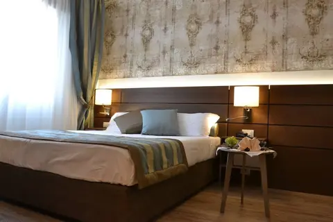 LH Hotel Sirio Venice in Venetië — foto 16