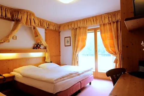 Hotel Al Forte in Livinallongo del Col di Lana — foto 19