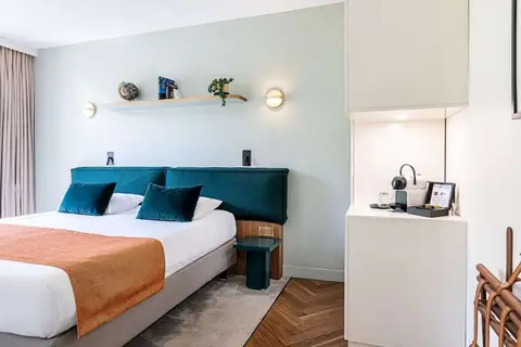 Champs Elysee Friedland in Parijs, foto 4