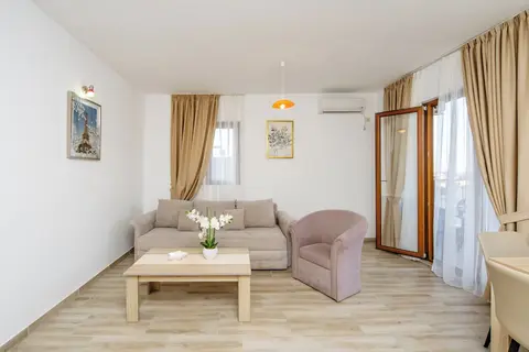 Arvala Lux Apartments in Budva, foto 25