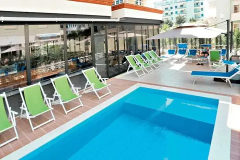 Alvin Comfort Hotel in Golem