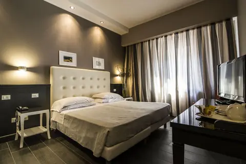 Mediterraneo Hotel & Residence in Palermo — foto 16