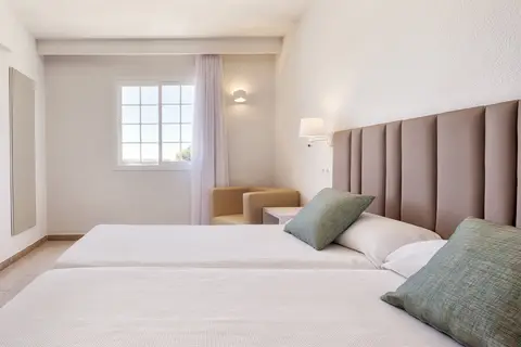 Hotel ILUNION Menorca in Ferreries — foto 11