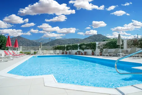 Fly & Go Hiona Holiday Resort foto 17