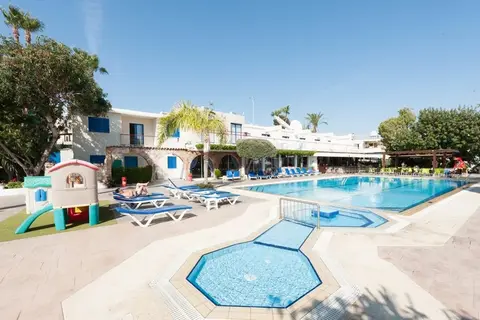 Green Bungalows in Ayia Napa — foto 7