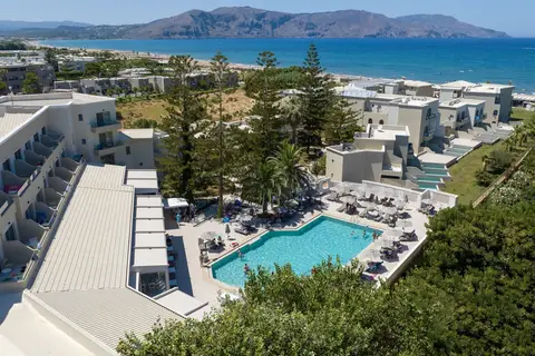Vantaris Luxury Beach Resort in Dramia
