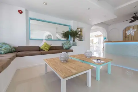 Endlss Beach & Disco Hotel Ibiza in Cala de Bou — foto 15