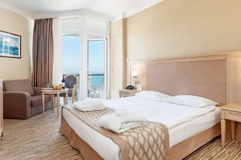 Salamis Bay Conti Resort Hotel & Casino in Agios Sergios — foto 2