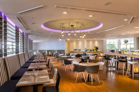Leonardo Laura Beach & Splash Resort in Paphos, foto 14