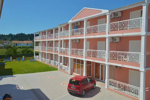 Angelina’s Hotel & Apartments in Σιδάρι — foto 27