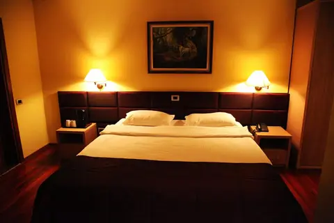 Arber Hotel in Tirana — foto 24