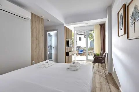 Seascape Luxury Residences in Agia Pelagia, foto 3