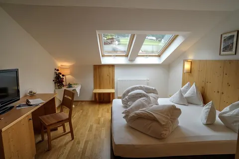 Posthaus Stubai & Smart foto 4