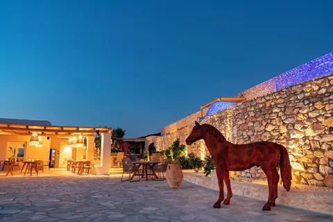 Mythic in Paros — foto 9
