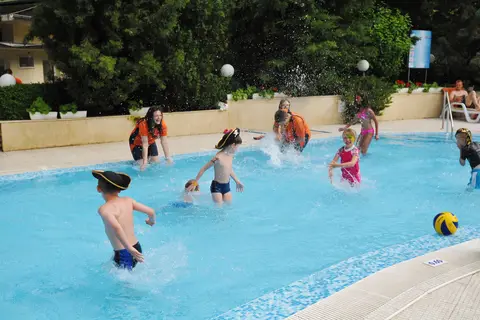 Marina Grand Beach Hotel in СПА център Ривиера Бийч — foto 12