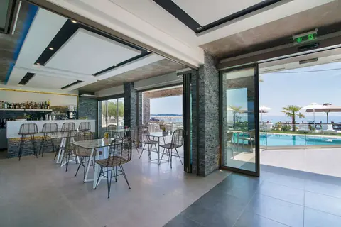 Aegean Infinity Deluxe Hotel in Limenaria, foto 6
