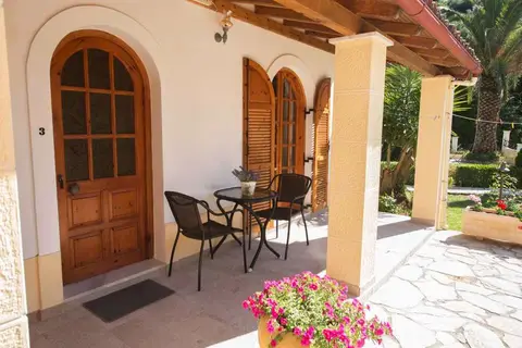 Villa Violetta in Agios Pantaleimonas, foto 17