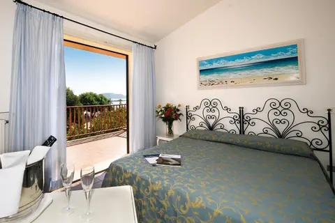Blu Hotel Laconia Village in Cannigione — foto 23