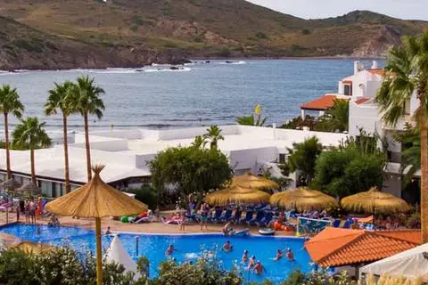 Carema Club Resort in es Mercadal — foto 28