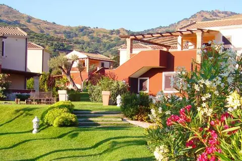 Alcantara Resort in Gaggi — foto 4