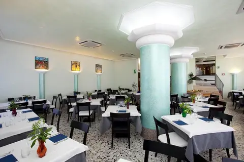 Hotel Tropical in Rome — foto 4