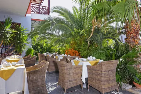 Sirena Residence & Spa in Kampos Marathokampou — foto 10