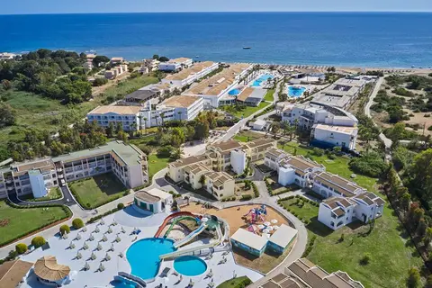 Sandy Beach Resort in Municipal Unit of Meliteieis